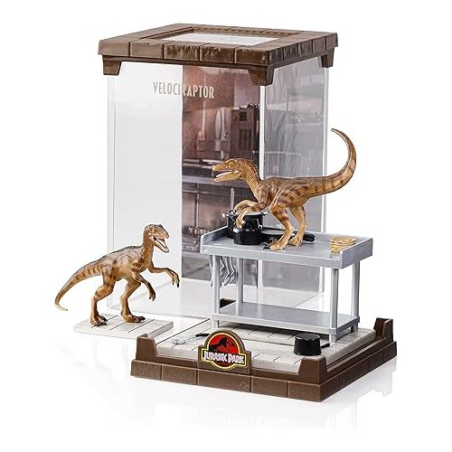  The Noble Collection Jurassic Park Dinosaur Velociraptor