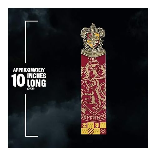  The Noble Collection Gryffindor Crest Bookmark