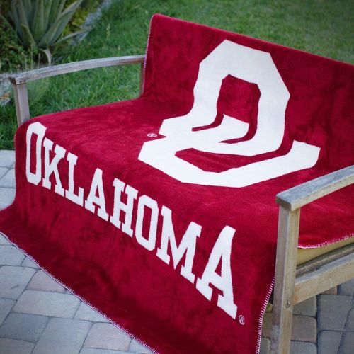  The Northwest Company Officially Licensed NCAA Knit Throw Blanket