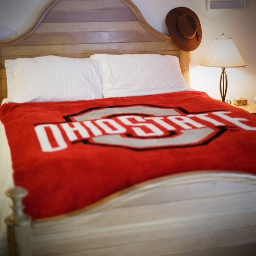  The Northwest Company Officially Licensed NCAA Knit Throw Blanket