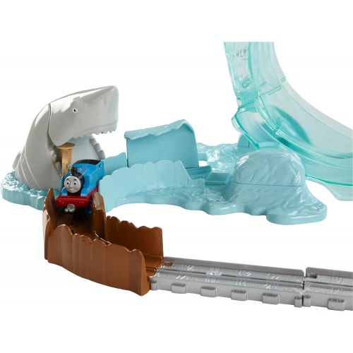 피셔프라이스 [아마존베스트]Fisher-Price Thomas & Friends Adventures, Shark Escape Train Playset