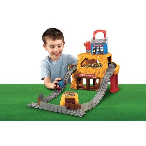  Thomas & Friends Thomas the Train: Take-n-Play Rumbling Gold Mine Run