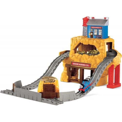  Thomas & Friends Thomas the Train: Take-n-Play Rumbling Gold Mine Run