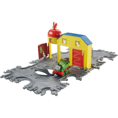  Fisher-Price Thomas & Friends Take-n-Play, McColls Farm Tile Tracks Train Set