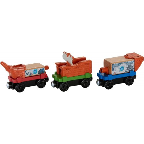  Fisher-Price Thomas & Friends Wooden Railway, Pirate Ship Delivery Train Set