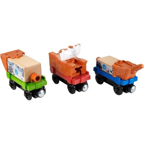  Fisher-Price Thomas & Friends Wooden Railway, Pirate Ship Delivery Train Set