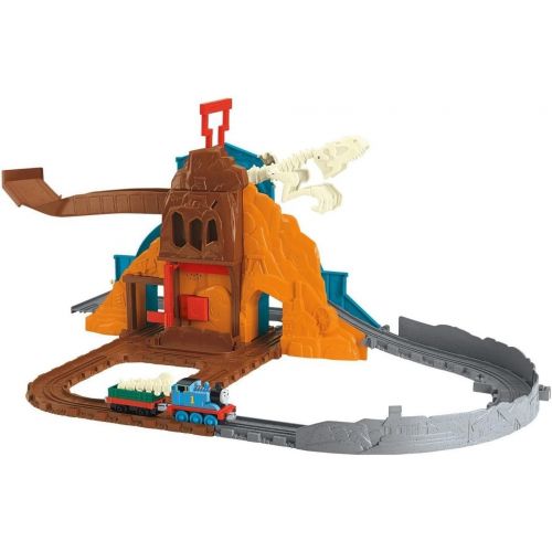  Fisher-Price Thomas & Friends Take-n-Play, Roaring Dino Run