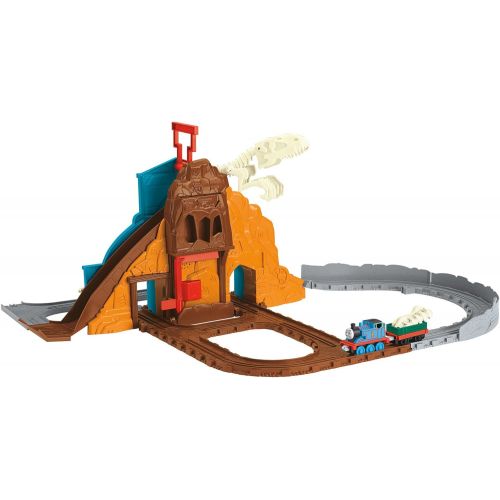  Fisher-Price Thomas & Friends Take-n-Play, Roaring Dino Run