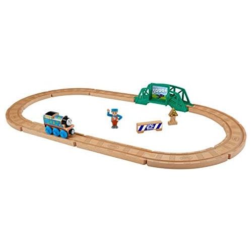 피셔프라이스 [아마존베스트]Fisher-Price Thomas & Friends Wood, 5-in-1 Builder Set