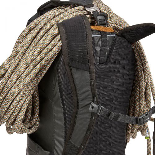 툴레 Thule Stir 20L Backpack