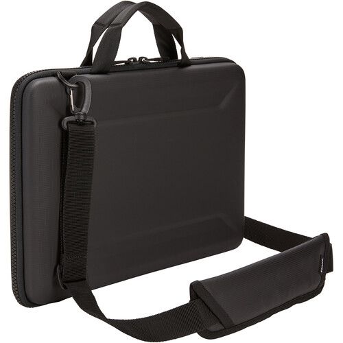 툴레 Thule Gauntlet MacBook Pro Attache (Black, 16