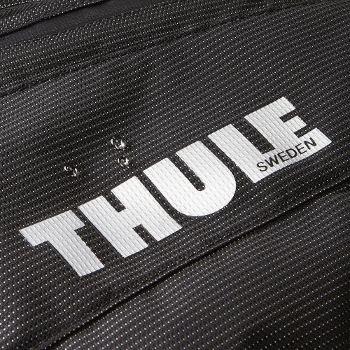 툴레 Thule Crossover 38-Litre Rolling Carry-On