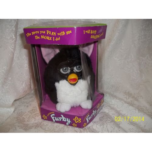  ORIGINAL BLACK & WHITE Furby Tiger Electronics 70-800 in box LOOK