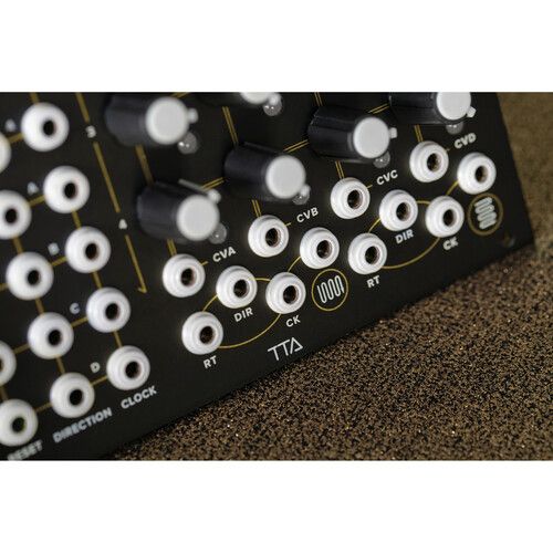  TipTop Audio Z8000 Matrix Sequencer/Programmer Eurorack Module (28 HP, Black)