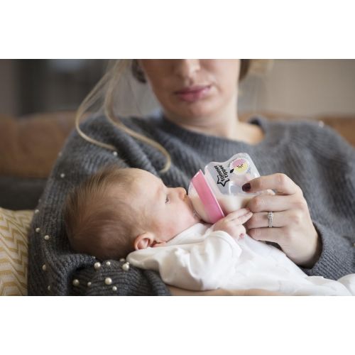 토미티피 Tommee Tippee Closer to Nature Newborn Baby Bottle Feeding Starter Set, Anti-Colic Valve, Breast-Like Nipples - BPA-Free, Pink (Design May Vary)