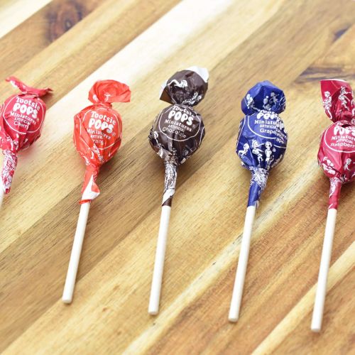  [아마존 핫딜] [아마존핫딜] Tootsie Roll Tootsie Pops Miniatures, Assorted Flavor Pops, 300 Count