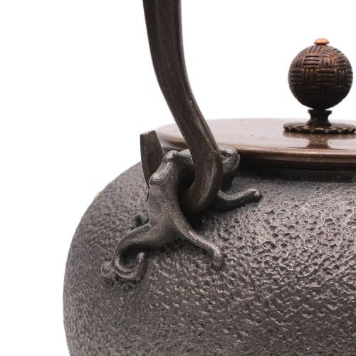  Towa TOWA Workshop Japanese Tetsubin Tea Kettle Cast Iron Teapot pots for stove top (MHT/1300ML)