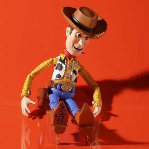  Walt Disney Toy Story: SCI-FI Revoltech No. 010 Woody Action Figure