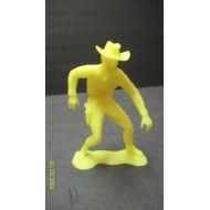Toyscomics Vintage Cowboy Yellow Gunslinger Cowboy Drawing Pistol Pose Western Playset 70mm Action Figure 5 Inches Tall