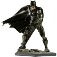 Toywiz DC Justice League Batman Statue