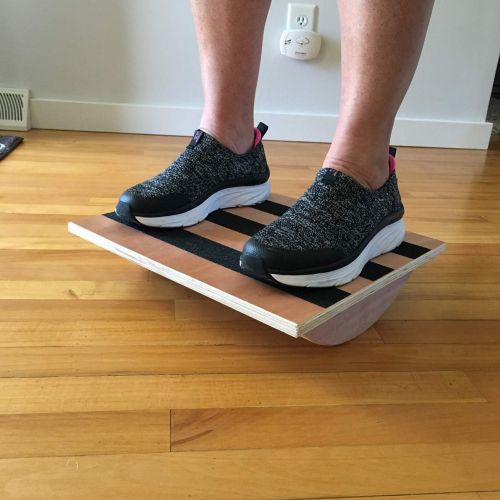  Trademark Innovations Balance Board 15 Stretching & Balancing Exercise Board