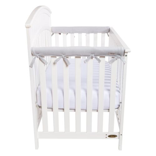  [아마존베스트]Trend Lab Waterproof CribWrap Rail Cover - for Narrow Side Crib Rails Made to Fit Rails up to 8 Around....