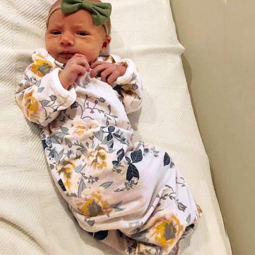  Tronet Baby Swaddle Tronet Newborn Baby Floral Print Pajamas Swaddle Infant Romper Sleeping Bag Swaddle + Hat