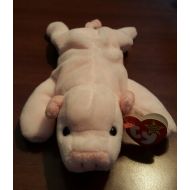 Ty Squealer the Pig TY Beanie Baby RETIRED WITH ERRORS