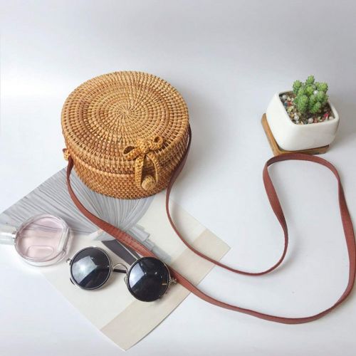  UKURO Circle Hand Woven Bali Round Shoulder Bag Retro Rattan Straw Crossbody HandBag With Leather Shoulder Straps