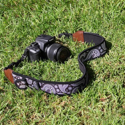  USA GEAR TrueSHOT Camera Strap with Neoprene Design, Accessory Pockets and Quick Release Buckles - Compatible with Canon, Nikon, Sony and More DSLR and Mirrorless Cameras (Black Pa