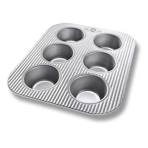  USA Pan Bakeware Toaster Oven Muffin Pan, 6 Well, Nonstick & Quick Release Coating, Made in the USA from Aluminized Steel: Kitchen & Dining