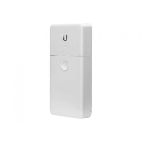  Ubiquiti Networks Ubiquiti Outdoor 4-Port PoE Passthrough NANO Outdoor Switch