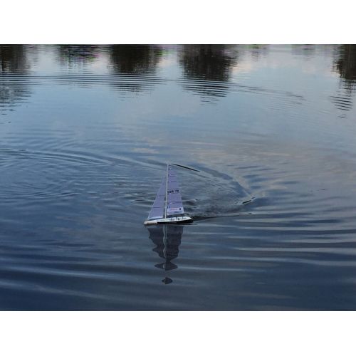  Unbranded 33” RC Remote Control 2.4G Sailboat 380 Motor - BMW Oracle