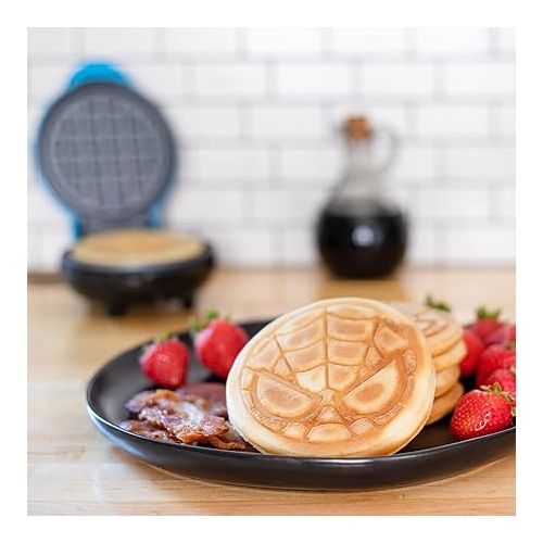  Uncanny Brands Marvel Spider-Man Mini Waffle Maker - Marvel Kitchen Appliance