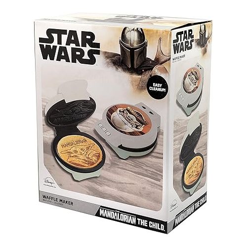  Uncanny Brands Star Wars The Mandalorian The Child Waffle Maker - Baby Yoda Waffles