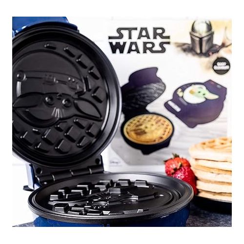  Uncanny Brands Star Wars The Mandalorian The Child Waffle Maker- Baby Yoda Waffles