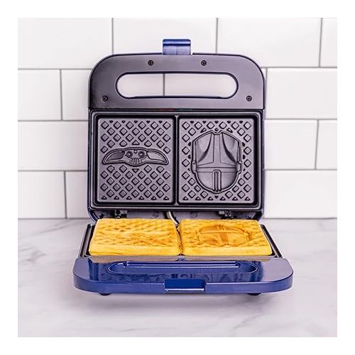  Uncanny Brands Mandalorian Waffle Maker - Bounty Hunter & Baby Yoda Waffles - Star Wars Kitchen Appliance