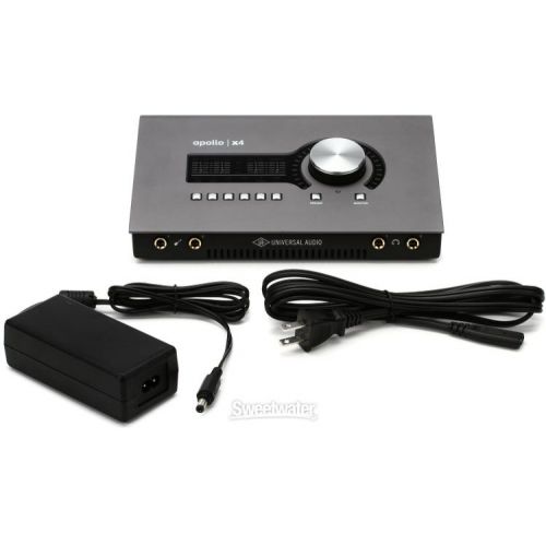  Universal Audio Apollo x4 Heritage Edition 12x18 Thunderbolt 3 Audio Interface and SD-1 Microphone