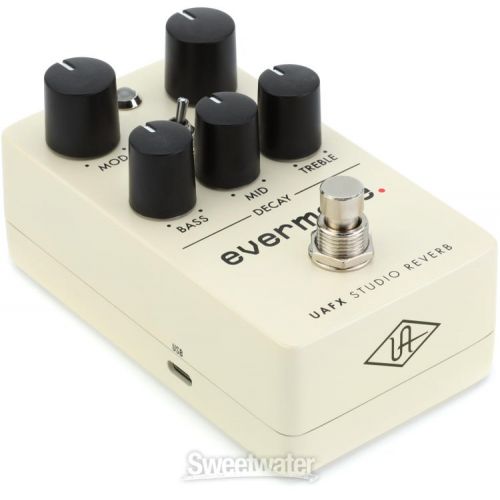  Universal Audio UAFX Evermore Studio Reverb Guitar Effects Pedal