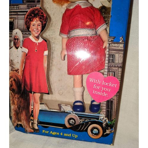  Unknown Little Orphan Annie 6 Doll w Gold Tone Locket - The World of Annie (1982 Knickerbocker)