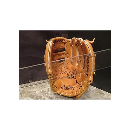  MINIATURE 6 INCH CAL RIPKEN THE STREAK 2131 GAMES BASEBALL GLOVE (NEW)