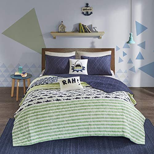  [아마존베스트]Urban Habitat Kids Finn Twin/Twin Xl Bedding Sets Boys Quilt Set - Green, Navy , Shark Stripe  4 Piece Kids Quilt For Boys  100% Cotton Quilt Sets Coverlet