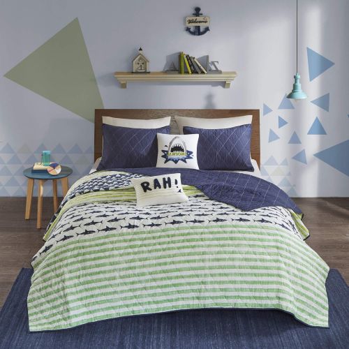  [아마존베스트]Urban Habitat Kids Finn Twin/Twin Xl Bedding Sets Boys Quilt Set - Green, Navy , Shark Stripe  4 Piece Kids Quilt For Boys  100% Cotton Quilt Sets Coverlet