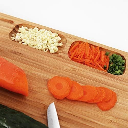  [아마존베스트]Utoplike Chopping Board Wooden Large for Kitchen, Bamboo Chopping Board, 45 x 33 x 2 cm, Ultimate Tray with Cut Juice Groove and 2 Built-In Compartments, Non-Slip Silicon Protectio