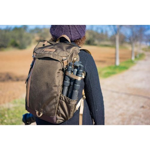  VANGUARD VEO GO42M KG Camera Backpack for Mirrorless/CSC Cameras - Khaki/Green