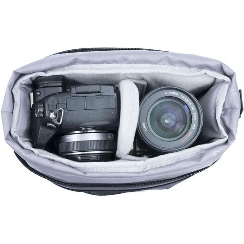  Vanguard VEO FLEX18M BK Shoulder Bag for Mirrorless/CSC Camera, Black