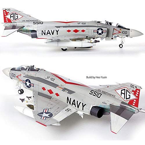  ACA12323 1:48 Academy F-4J Phantom II VF-102 Diamondbacks [Model Building KIT]