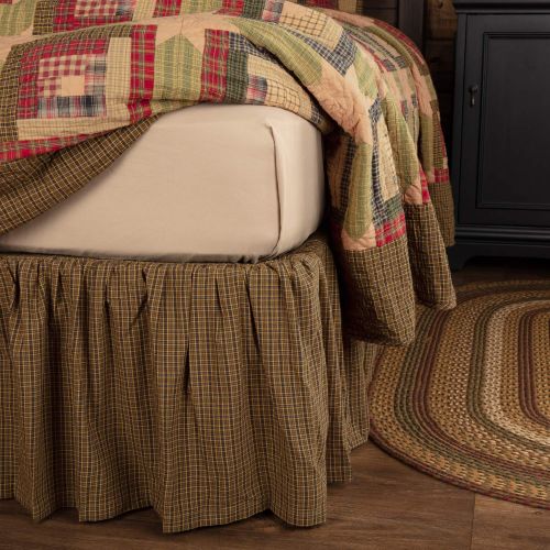  VHC Brands Rustic & Lodge Tea Cabin Green Bed Skirt, King