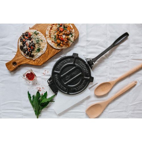  Victoria 8 Inch Cast Iron Tortilla Press. Tortilla Maker, Flour Tortilla press, Rotis Press, Dough Press, Pataconera Seasoned with Flaxeed Oil, Black - TOR-003