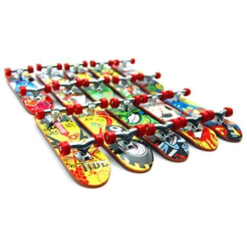  VORCOOL 3 stuecke Mini Kunststoff Skateboard Deck Truck Bord Spielzeug Kinder Geschenk (Farbe randomisierung)